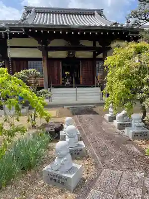 西方寺の本殿・本堂