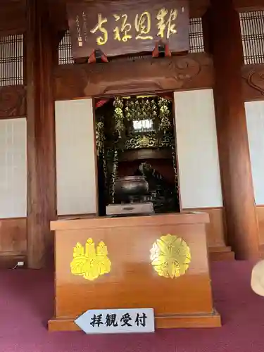 報恩寺の本殿