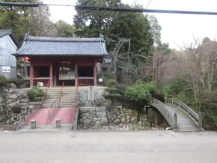 如願寺の山門・神門