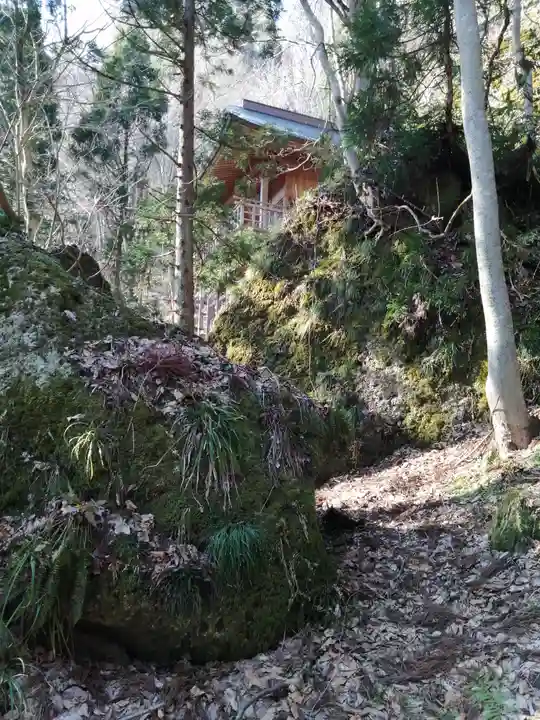高岩神社の自然