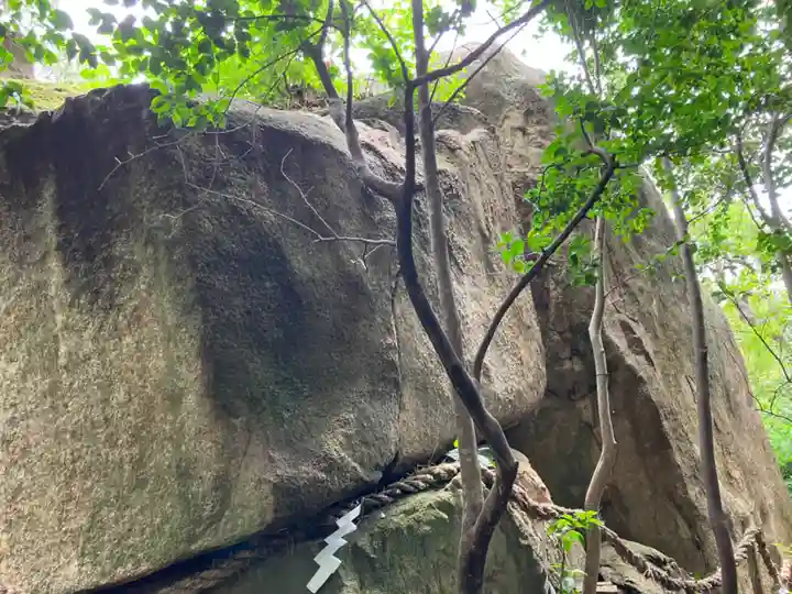 越木岩神社の自然