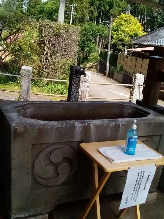 大戸神社の手水舎