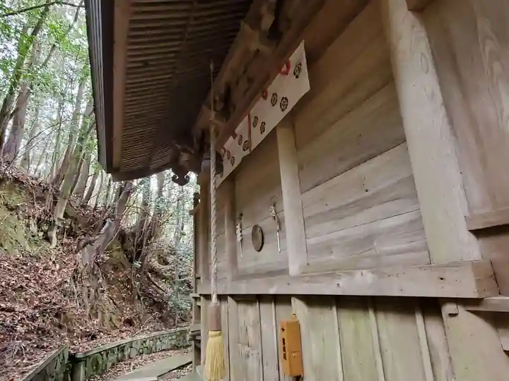 鍬渓神社の本殿・本堂