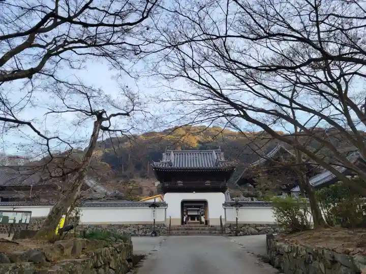 興聖寺(興聖寶林禅寺)の山門・神門