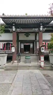 頭陀寺の本殿・本堂