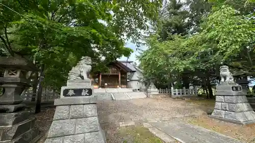 神楽神社の狛犬