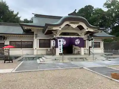 三好八幡社の本殿・本堂