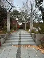 鳥飼八幡宮の{uncategorized: "未分類", other: "その他", undefined: "問題あり", building: "その他建物", grave: "お墓", sacred_gate: "鳥居", guardian: "狛犬", statue: "像", buddha: "仏像", history: "歴史", nature: "自然", garden: "庭園", animal: "動物", pagoda: "塔", temizu: "手水舎", mountain_gate: "山門・神門", sanctuary: "本殿・本堂", subordinate: "末社・摂社", art: "芸術", scenery: "景色", jizo: "地蔵", ema: "絵馬", goshuin: "御朱印", omikuji: "おみくじ", items: "授与品その他", amulet: "お守り", goshuincho: "御朱印帳", eats: "食事", festival: "お祭り", votive_dance: "神楽", shichigosan: "七五三参", wedding: "結婚式", experience: "体験その他", initially: "初詣", around: "周辺", anti_infection: "感染症対策"}