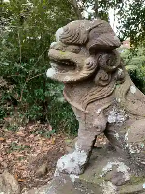 月夜見神社の狛犬