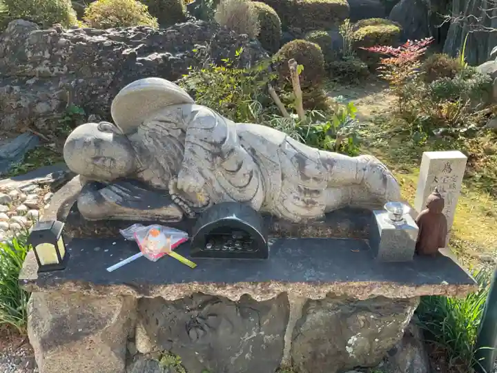 寳珠院(常楽寺)の像