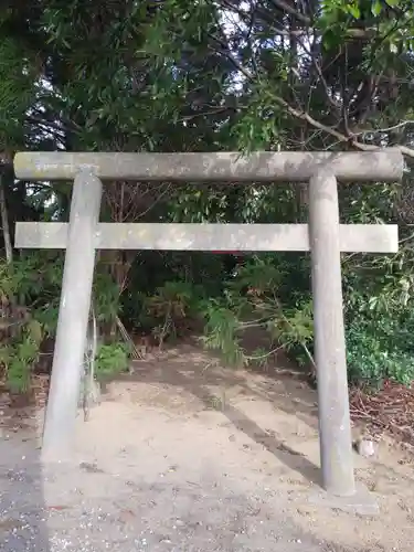 東菅稲荷神社の鳥居