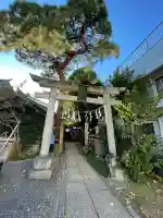 雪塚稲荷神社(埼玉県)