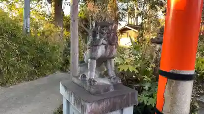 許波多神社（五ケ庄鎮座）の狛犬