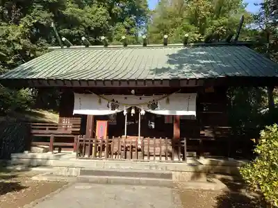 酒折宮の本殿・本堂