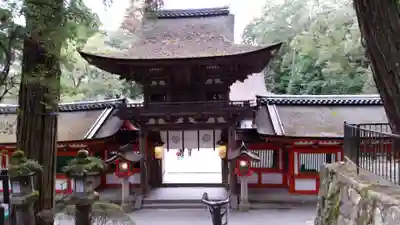 石上神宮の山門・神門