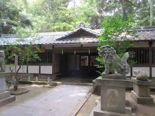 養天満宮の狛犬