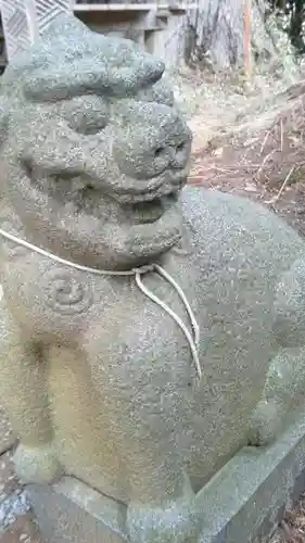 八幡神社の狛犬