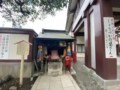 川崎大師不動堂の{uncategorized: "未分類", other: "その他", undefined: "問題あり", building: "その他建物", grave: "お墓", sacred_gate: "鳥居", guardian: "狛犬", statue: "像", buddha: "仏像", history: "歴史", nature: "自然", garden: "庭園", animal: "動物", pagoda: "塔", temizu: "手水舎", mountain_gate: "山門・神門", sanctuary: "本殿・本堂", subordinate: "末社・摂社", art: "芸術", scenery: "景色", jizo: "地蔵", ema: "絵馬", goshuin: "御朱印", omikuji: "おみくじ", items: "授与品その他", amulet: "お守り", goshuincho: "御朱印帳", eats: "食事", festival: "お祭り", votive_dance: "神楽", shichigosan: "七五三参", wedding: "結婚式", experience: "体験その他", initially: "初詣", around: "周辺", anti_infection: "感染症対策"}