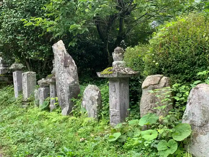 華藏寺(梅澤不動尊) のその他建物