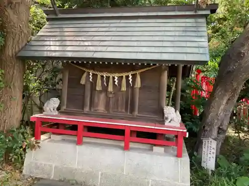 鵠沼伏見稲荷神社の末社