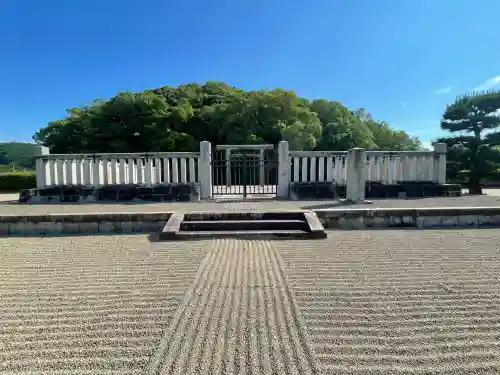 宣化天皇陵（身狹桃花鳥坂上陵）(奈良県)