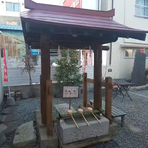 金刀毘羅神社の手水舎