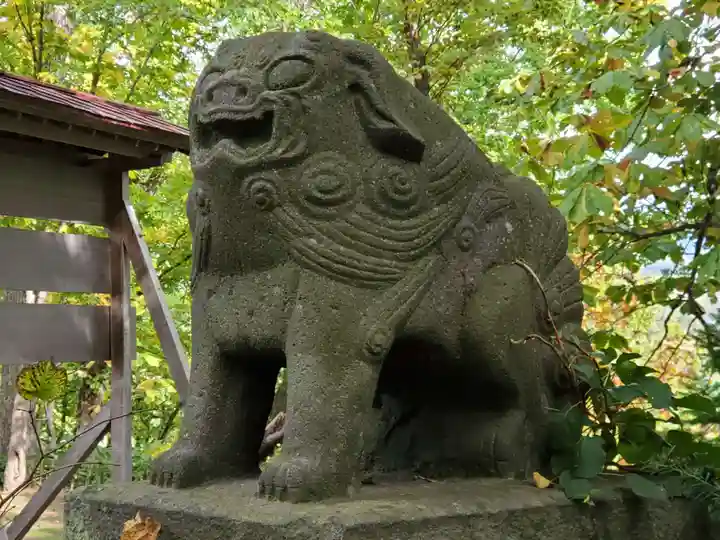 倶知安神社の狛犬