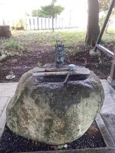 神明社（篠木町）の手水舎