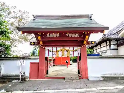 伊賀八幡宮の山門・神門