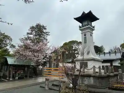 伊勢山皇大神宮の{uncategorized: "未分類", other: "その他", undefined: "問題あり", building: "その他建物", grave: "お墓", sacred_gate: "鳥居", guardian: "狛犬", statue: "像", buddha: "仏像", history: "歴史", nature: "自然", garden: "庭園", animal: "動物", pagoda: "塔", temizu: "手水舎", mountain_gate: "山門・神門", sanctuary: "本殿・本堂", subordinate: "末社・摂社", art: "芸術", scenery: "景色", jizo: "地蔵", ema: "絵馬", goshuin: "御朱印", omikuji: "おみくじ", items: "授与品その他", amulet: "お守り", goshuincho: "御朱印帳", eats: "食事", festival: "お祭り", votive_dance: "神楽", shichigosan: "七五三参", wedding: "結婚式", experience: "体験その他", initially: "初詣", around: "周辺", anti_infection: "感染症対策"}
