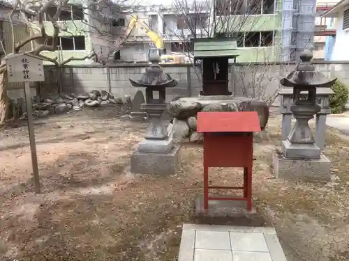 神明社・土之宮合殿の末社・摂社