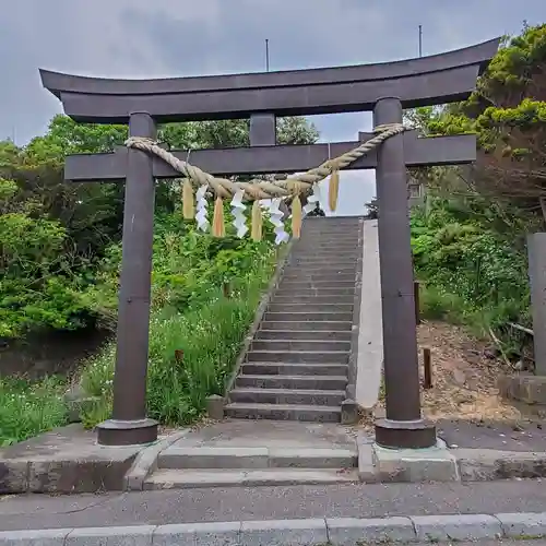 椴法華八幡神社の鳥居