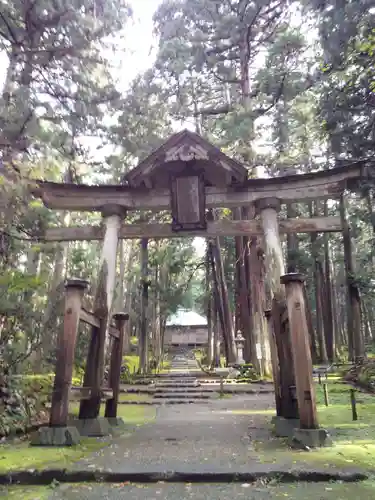 平泉寺白山神社の鳥居