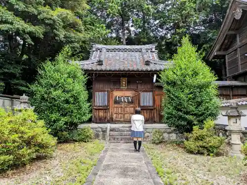 篠束神社の本殿・本堂