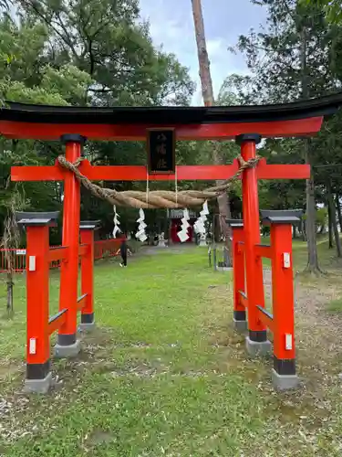 生島足島神社の鳥居