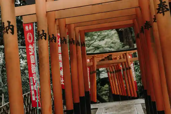 花園稲荷神社の鳥居