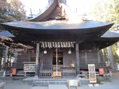 冨士御室浅間神社の本殿・本堂