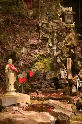 西ノ滝龍水寺(香川県)