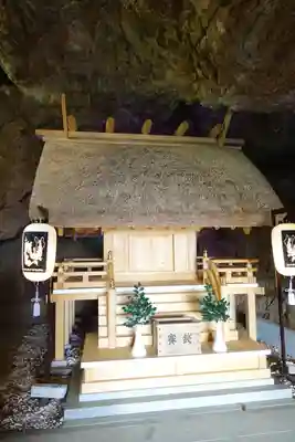 安乎岩戸信龍神社 (安乎八幡神社 摂社)の末社・摂社
