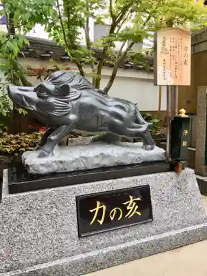 摩利支天 徳大寺の狛犬