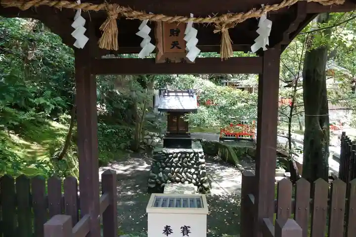 (山田)伊射奈岐神社の末社・摂社
