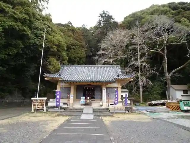 八幡神社の本殿・本堂