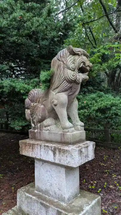 十勝神社の狛犬