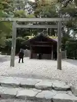 土宮(豊受大神宮別宮)の{uncategorized: "未分類", other: "その他", undefined: "問題あり", building: "その他建物", grave: "お墓", sacred_gate: "鳥居", guardian: "狛犬", statue: "像", buddha: "仏像", history: "歴史", nature: "自然", garden: "庭園", animal: "動物", pagoda: "塔", temizu: "手水舎", mountain_gate: "山門・神門", sanctuary: "本殿・本堂", subordinate: "末社・摂社", art: "芸術", scenery: "景色", jizo: "地蔵", ema: "絵馬", goshuin: "御朱印", omikuji: "おみくじ", items: "授与品その他", amulet: "お守り", goshuincho: "御朱印帳", eats: "食事", festival: "お祭り", votive_dance: "神楽", shichigosan: "七五三参", wedding: "結婚式", experience: "体験その他", initially: "初詣", around: "周辺", anti_infection: "感染症対策"}