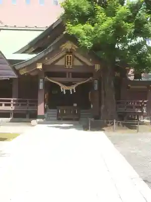 三吉神社の本殿・本堂