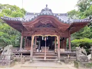 岡山神社の本殿・本堂