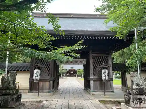 高宮神社の山門