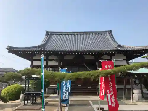 金蓮寺の本殿・本堂