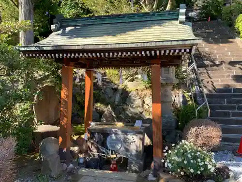 居神神社の手水舎