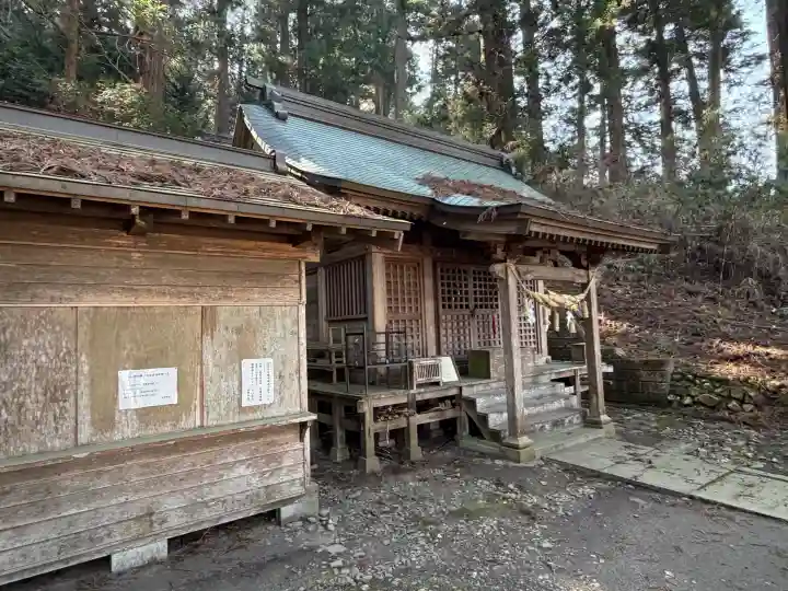 赤堂稲荷大明神 の{uncategorized: "未分類", other: "その他", undefined: "問題あり", building: "その他建物", grave: "お墓", sacred_gate: "鳥居", guardian: "狛犬", statue: "像", buddha: "仏像", history: "歴史", nature: "自然", garden: "庭園", animal: "動物", pagoda: "塔", temizu: "手水舎", mountain_gate: "山門・神門", sanctuary: "本殿・本堂", subordinate: "末社・摂社", art: "芸術", scenery: "景色", jizo: "地蔵", ema: "絵馬", goshuin: "御朱印", omikuji: "おみくじ", items: "授与品その他", amulet: "お守り", goshuincho: "御朱印帳", eats: "食事", festival: "お祭り", votive_dance: "神楽", shichigosan: "七五三参", wedding: "結婚式", experience: "体験その他", initially: "初詣", around: "周辺", anti_infection: "感染症対策"}